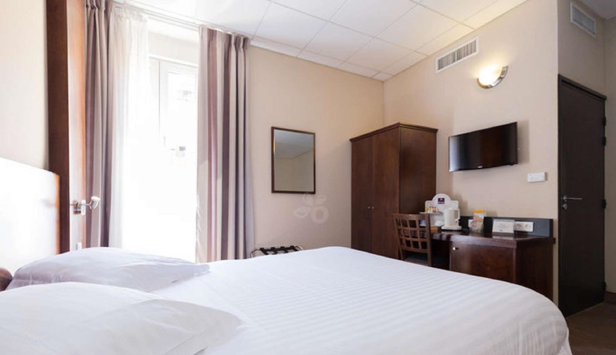 Hotel Le Noailles Nice Gare Bagian luar foto