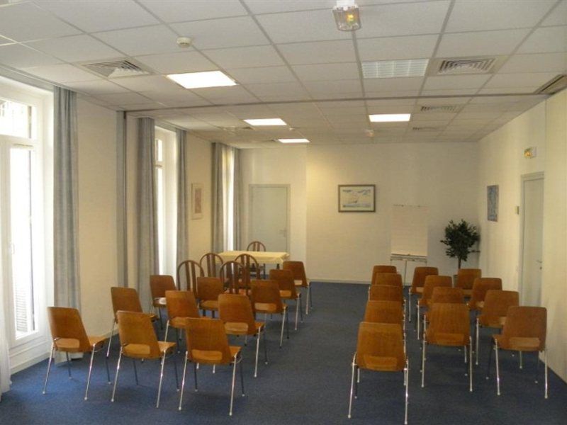 Hotel Le Noailles Nice Gare Bagian luar foto
