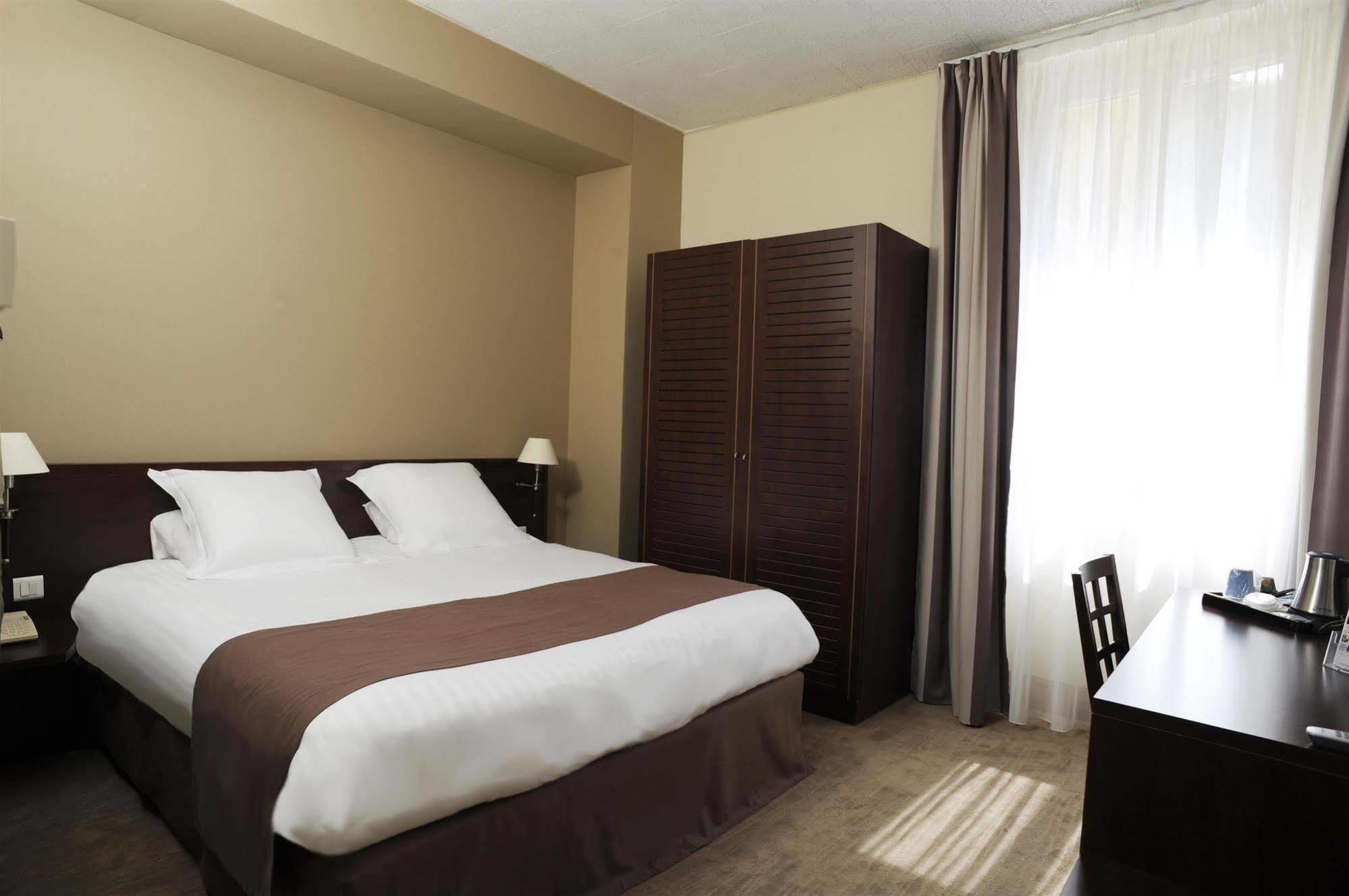 Hotel Le Noailles Nice Gare Ruang foto